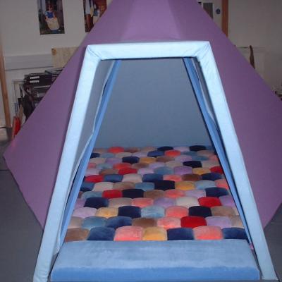 Blanket & Cushion Hideout